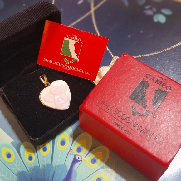 SOLID 14kt Gold Italian Angelskin Coral Cameo Pendant - Picture 4 of 8